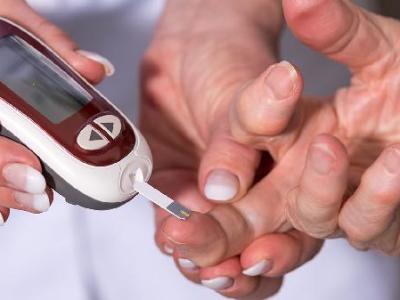 血糖好不好，看手就知道？若手上没有4个表现，说明胰岛比较健康