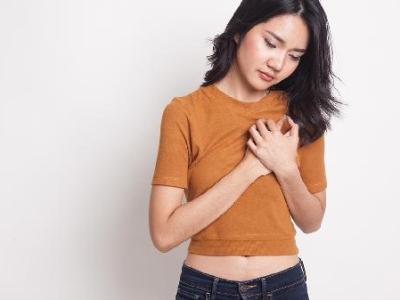 乳腺癌术后，很多人不敢吃鸡、不敢吃蛋，医生说实话：真正要忌的不是“发物”，是这些