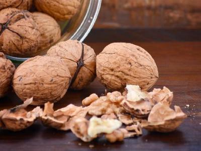 核桃立大功！糖尿病患者若常吃核桃，或能收获6个好处
