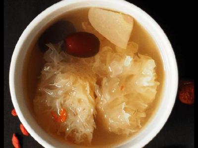 银耳木耳可以一起吃吗