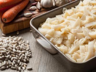 山萸肉什么人不能吃
